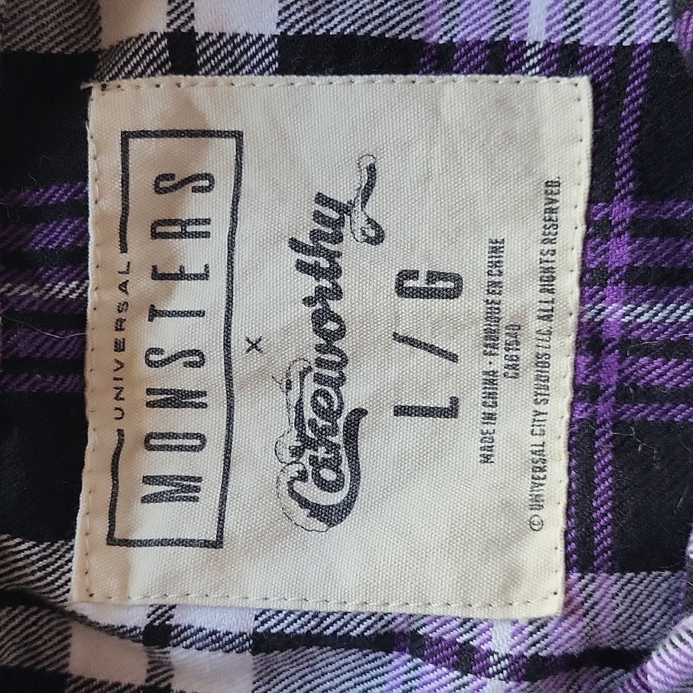 Cakeworthy Universal Monsters Flannel - Picture 7 of 9